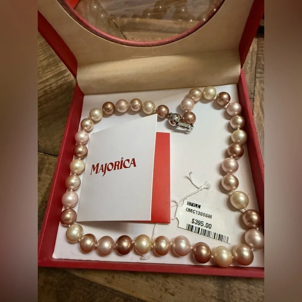 Majorica Pearl Multi Color 18” Necklace Authentic W/ Original Box NWT $395